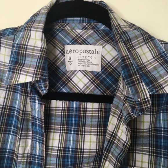 Aeropostale blue plaid button down size small - Picture 2 of 5